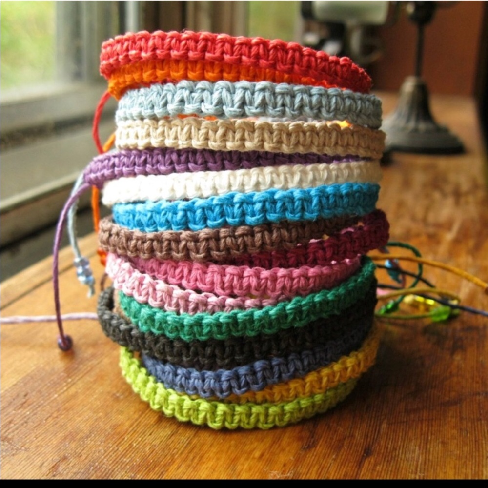 Blue macrame bracelet